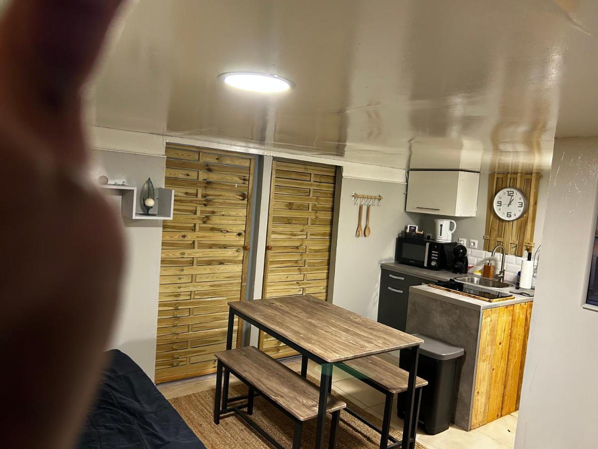 Appartement 2 Chambres 브리뇰 외부 사진