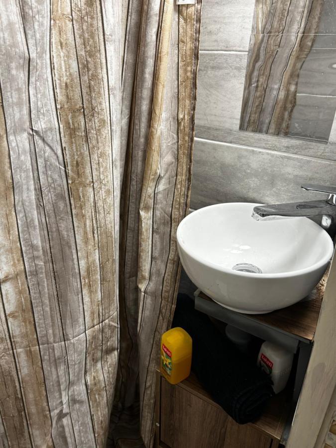 Appartement 2 Chambres 브리뇰 외부 사진
